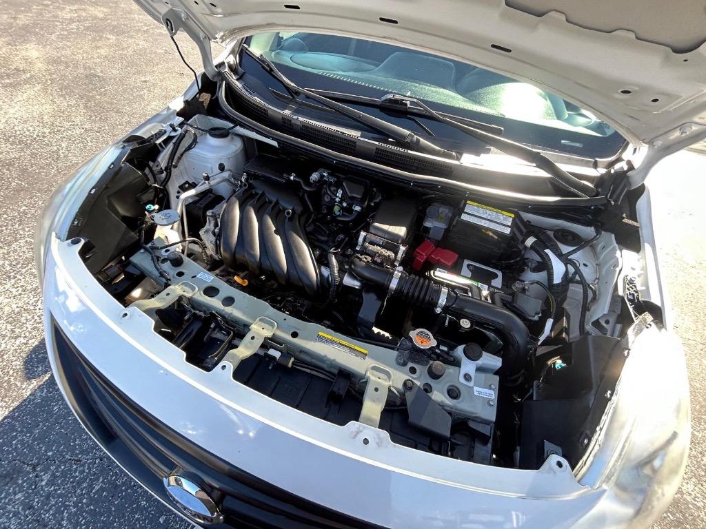 2014 Nissan Versa 1.6 S photo