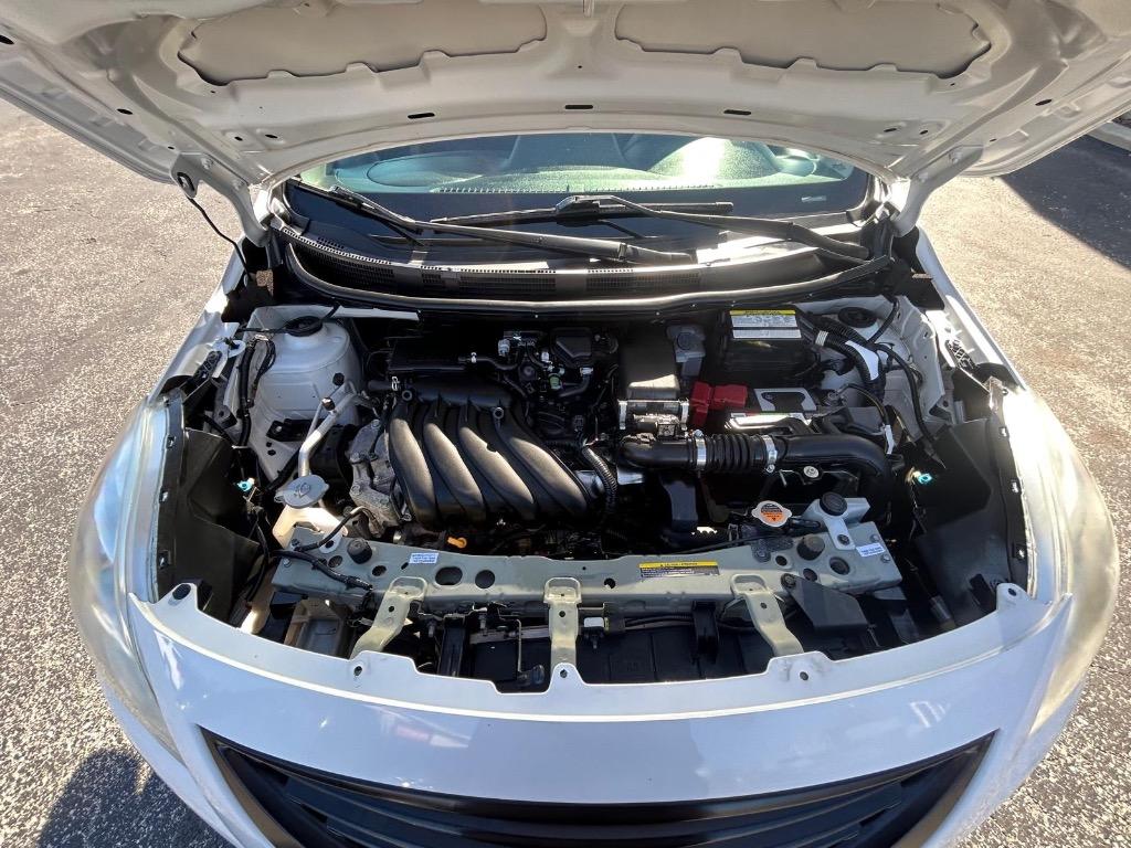 2014 Nissan Versa 1.6 S photo