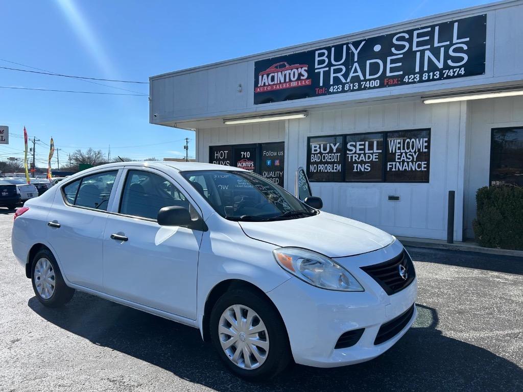2014 Nissan Versa 1.6 S photo