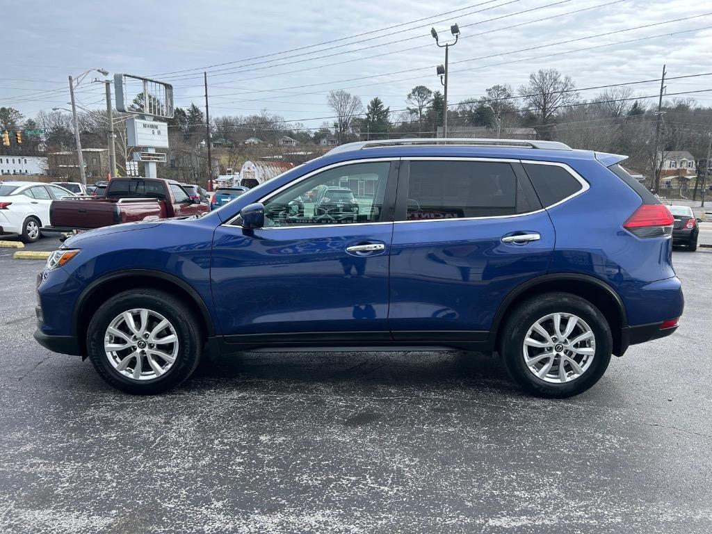 2017 Nissan Rogue SV photo