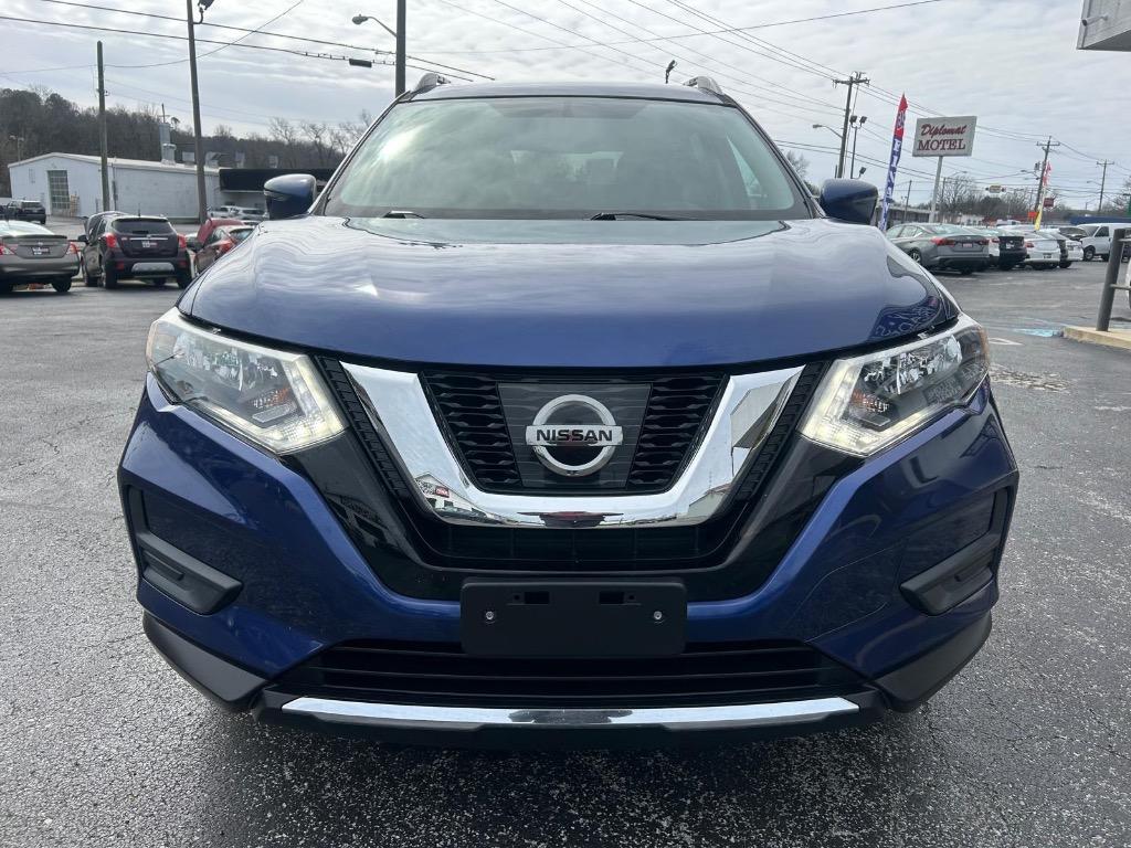 2017 Nissan Rogue SV photo