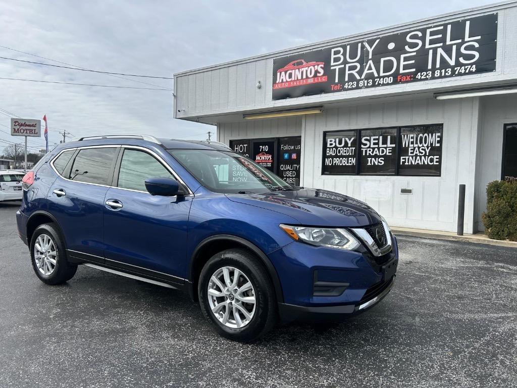 2017 Nissan Rogue SV photo