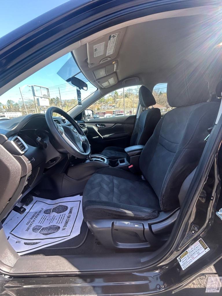 2016 Nissan Rogue S photo