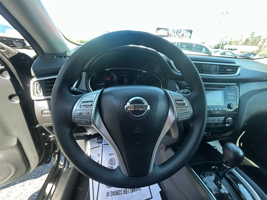 2016 Nissan Rogue S photo