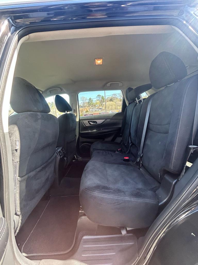 2016 Nissan Rogue S photo