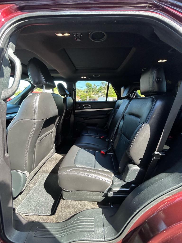 2018 Ford Explorer XLT photo