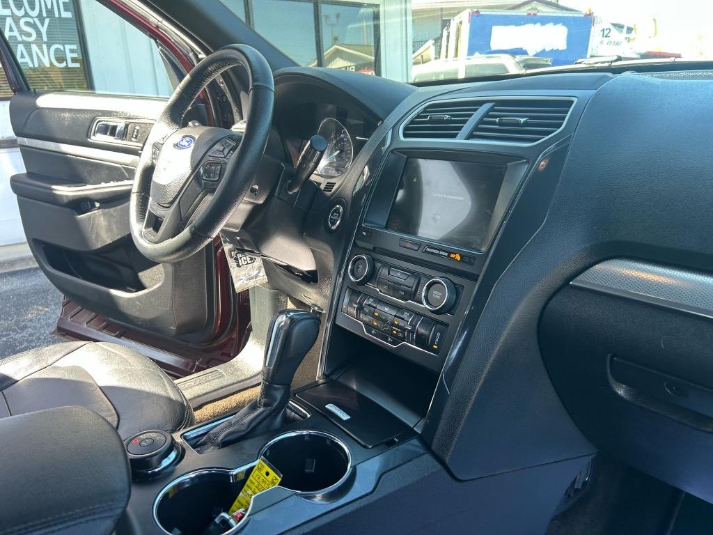2018 Ford Explorer XLT photo