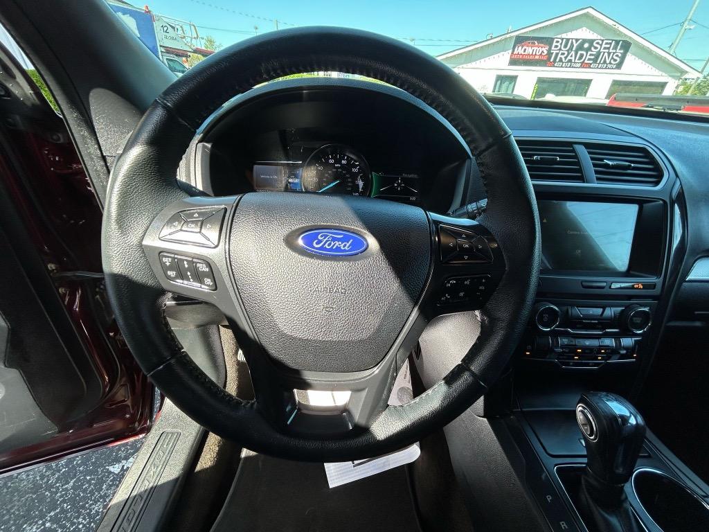2018 Ford Explorer XLT photo