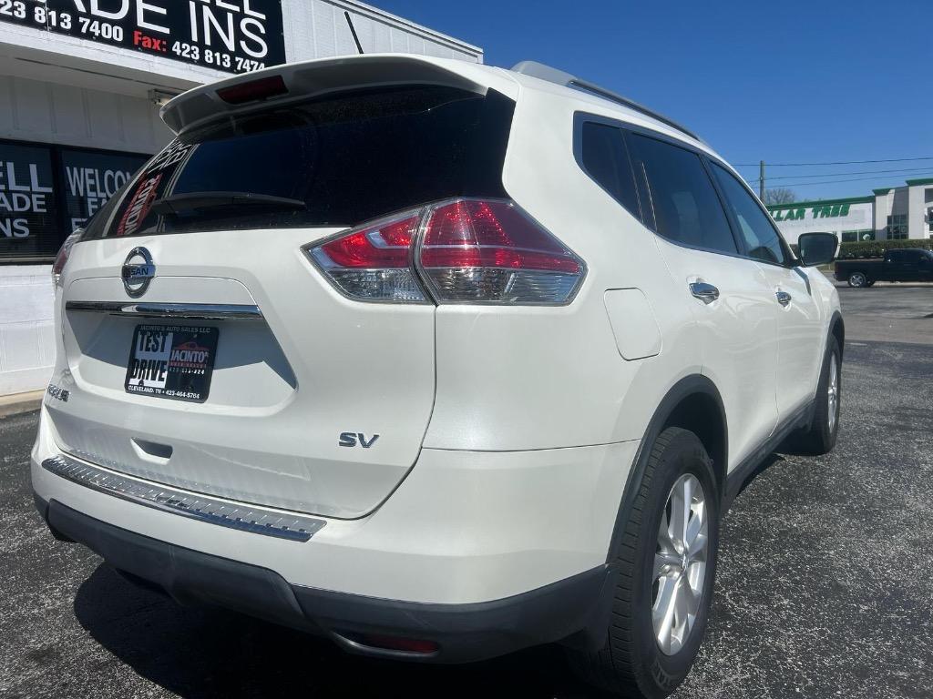 2016 Nissan Rogue SV photo