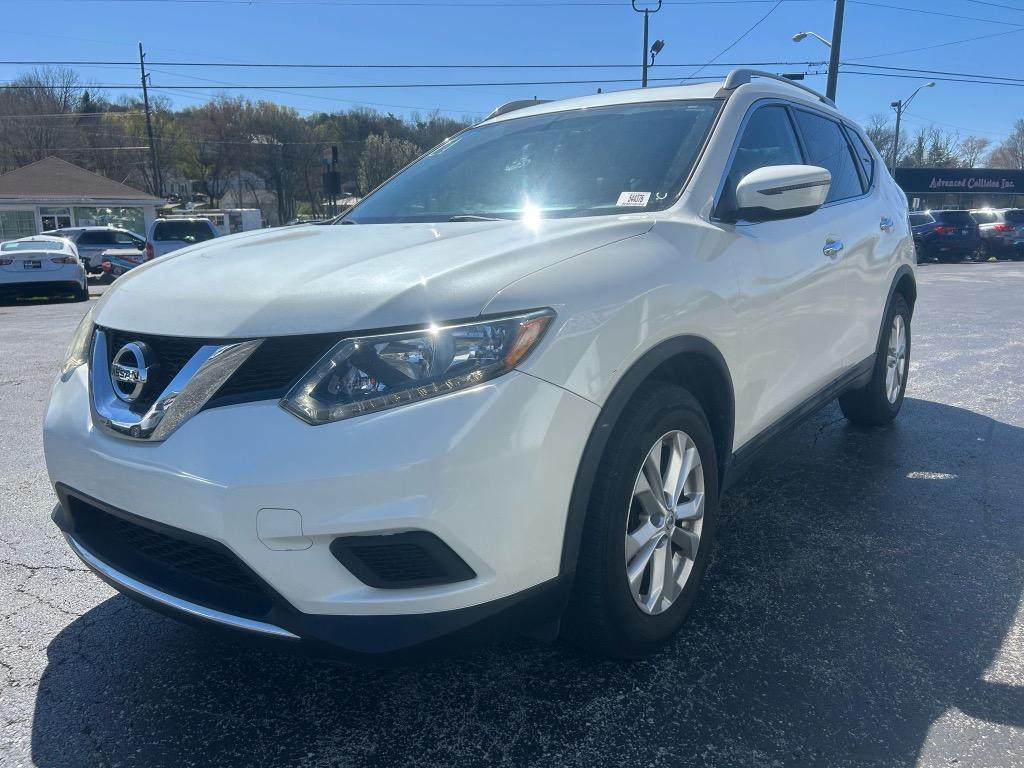 2016 Nissan Rogue SV photo