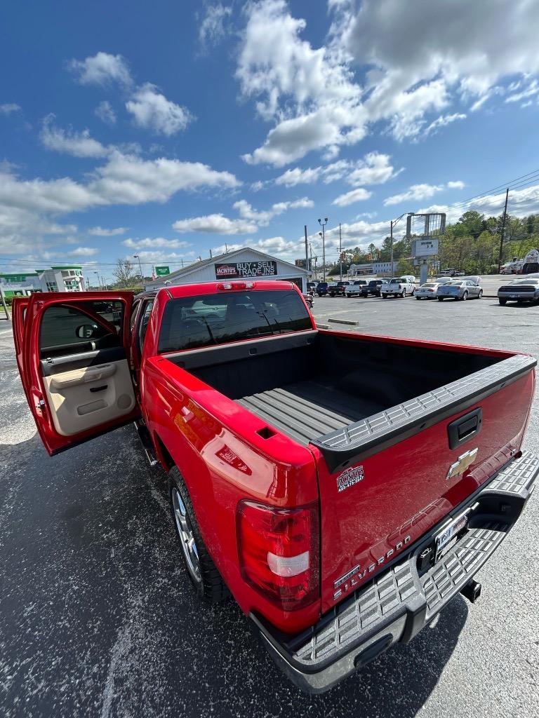 2011 Chevrolet Silverado 1500 LT photo