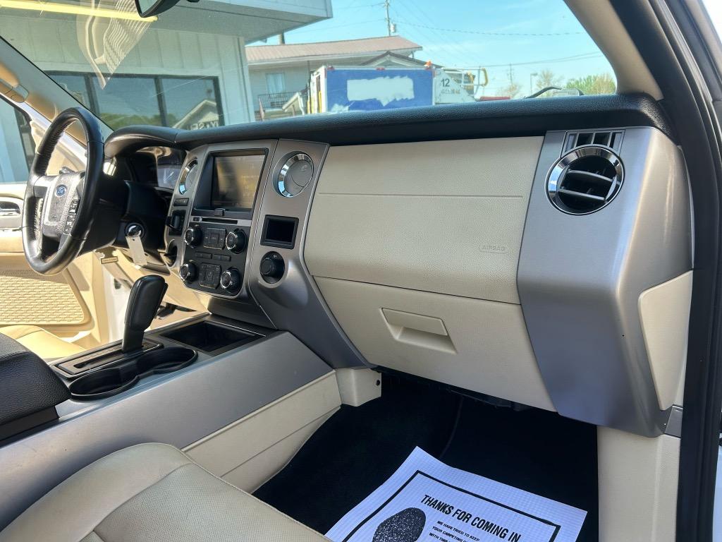 2015 Ford Expedition EL XLT photo