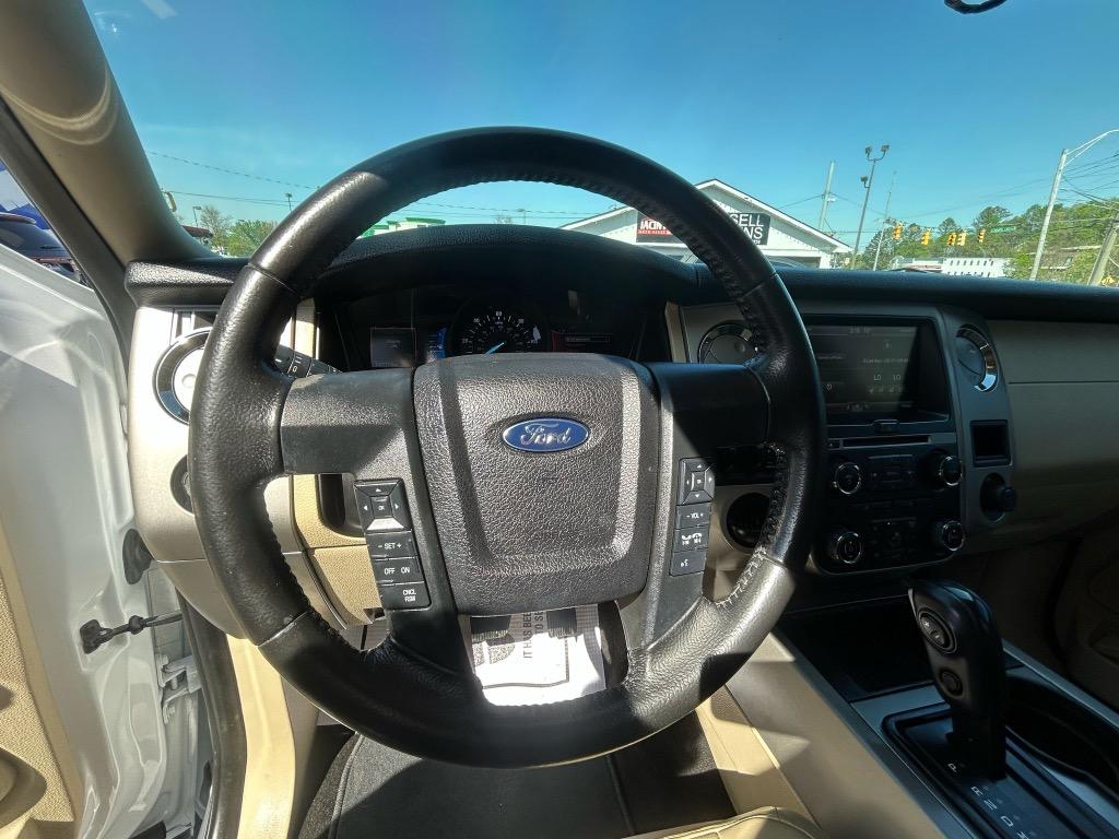 2015 Ford Expedition EL XLT photo
