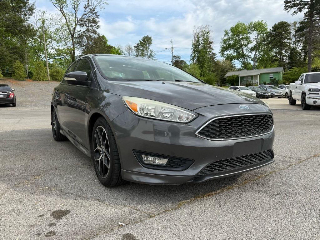 2015 Ford Focus SE photo