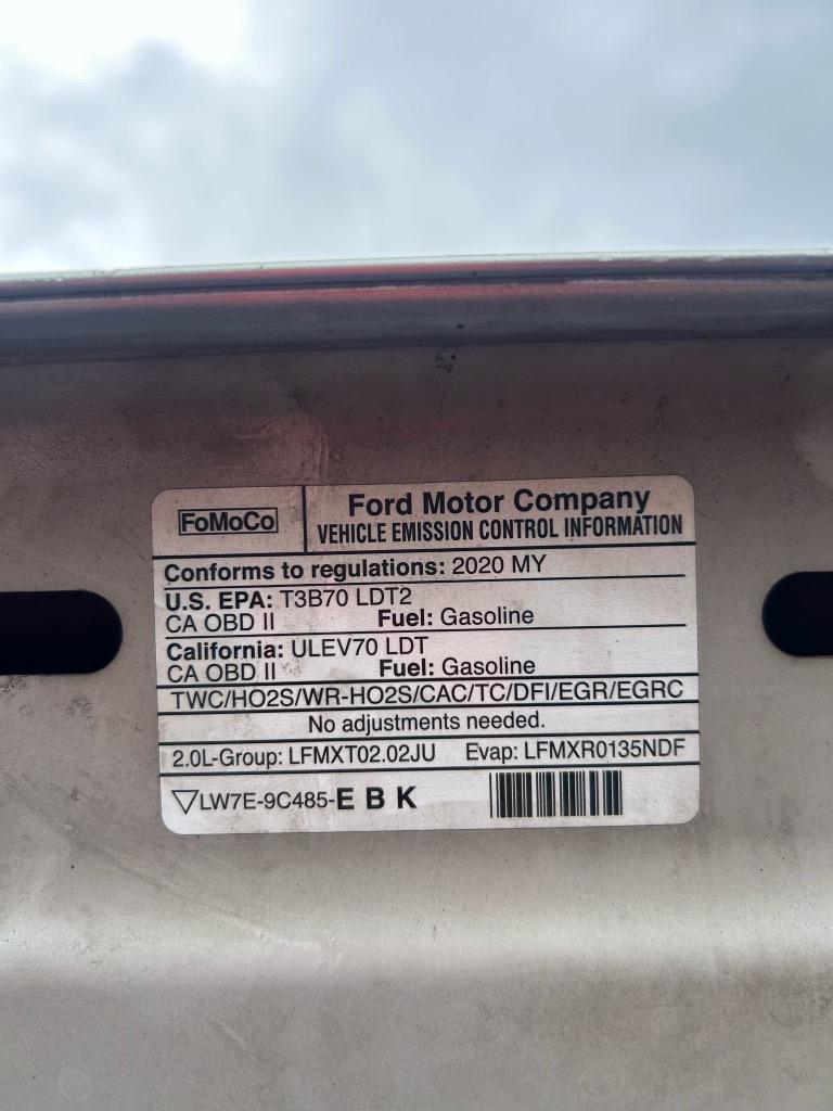 2020 Ford Edge Titanium photo