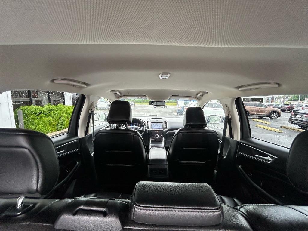 2020 Ford Edge Titanium photo