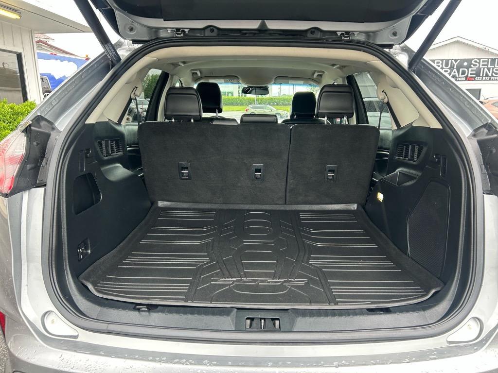 2020 Ford Edge Titanium photo