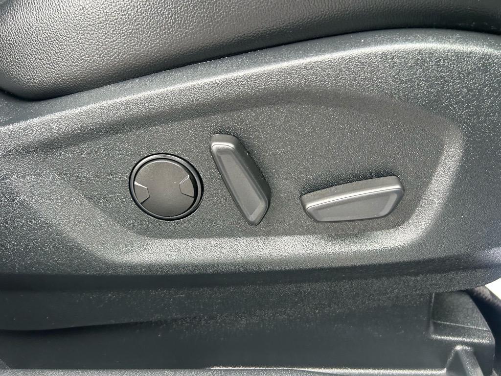 2020 Ford Edge Titanium photo