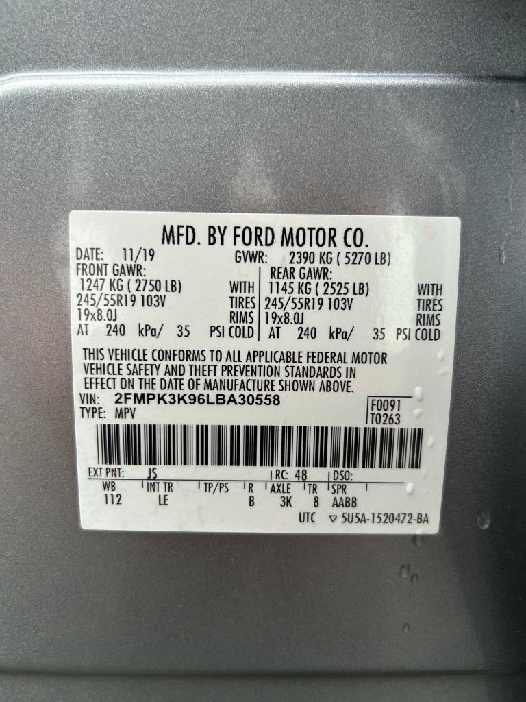 2020 Ford Edge Titanium photo