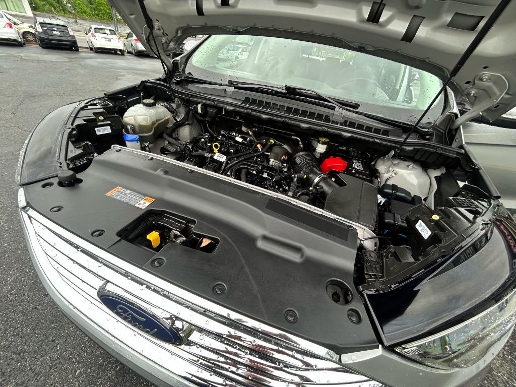 2020 Ford Edge Titanium photo