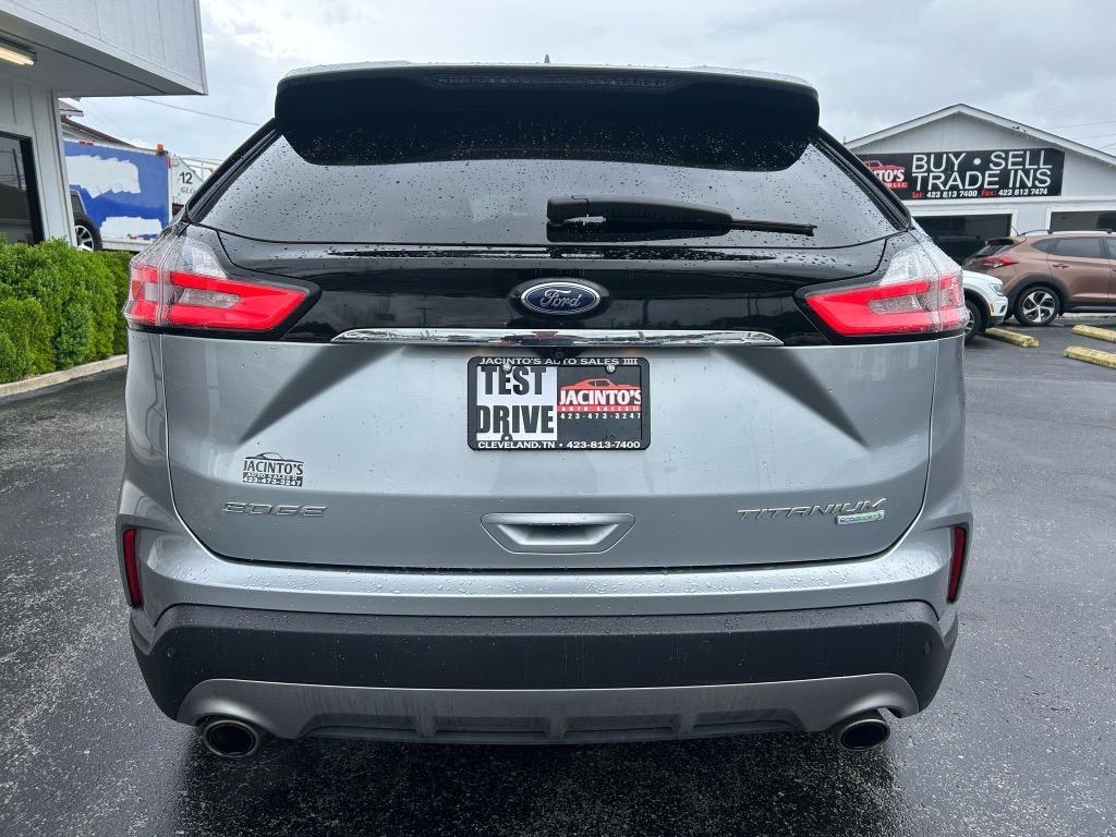 2020 Ford Edge Titanium photo