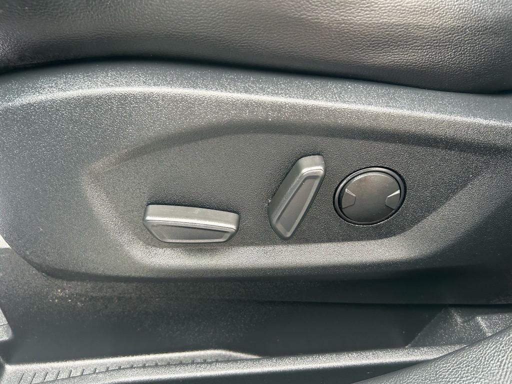 2020 Ford Edge Titanium photo