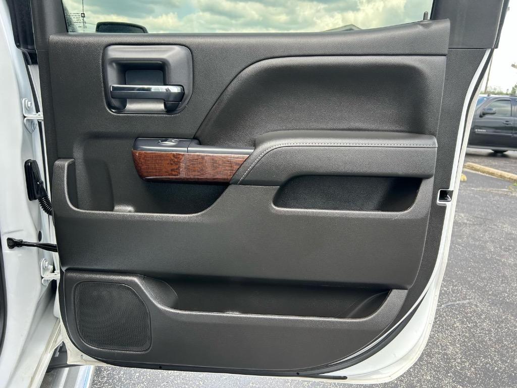 2018 GMC Sierra 1500 SLT photo