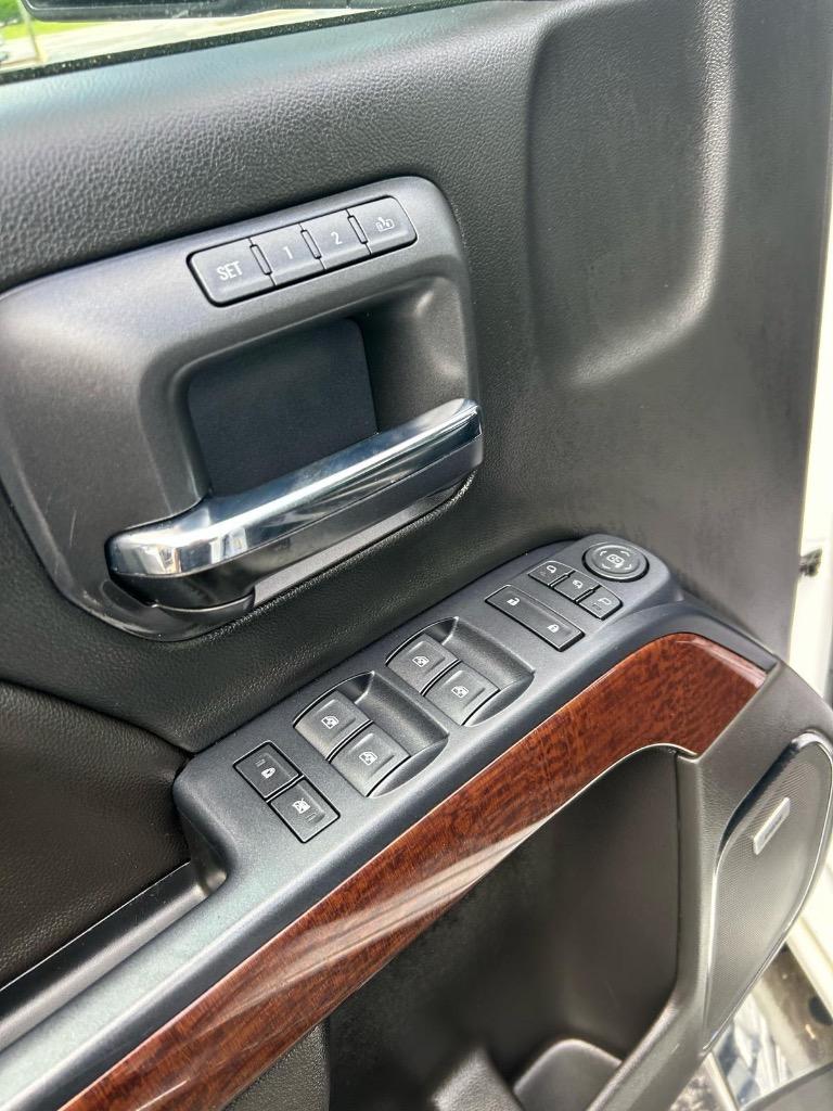 2018 GMC Sierra 1500 SLT photo