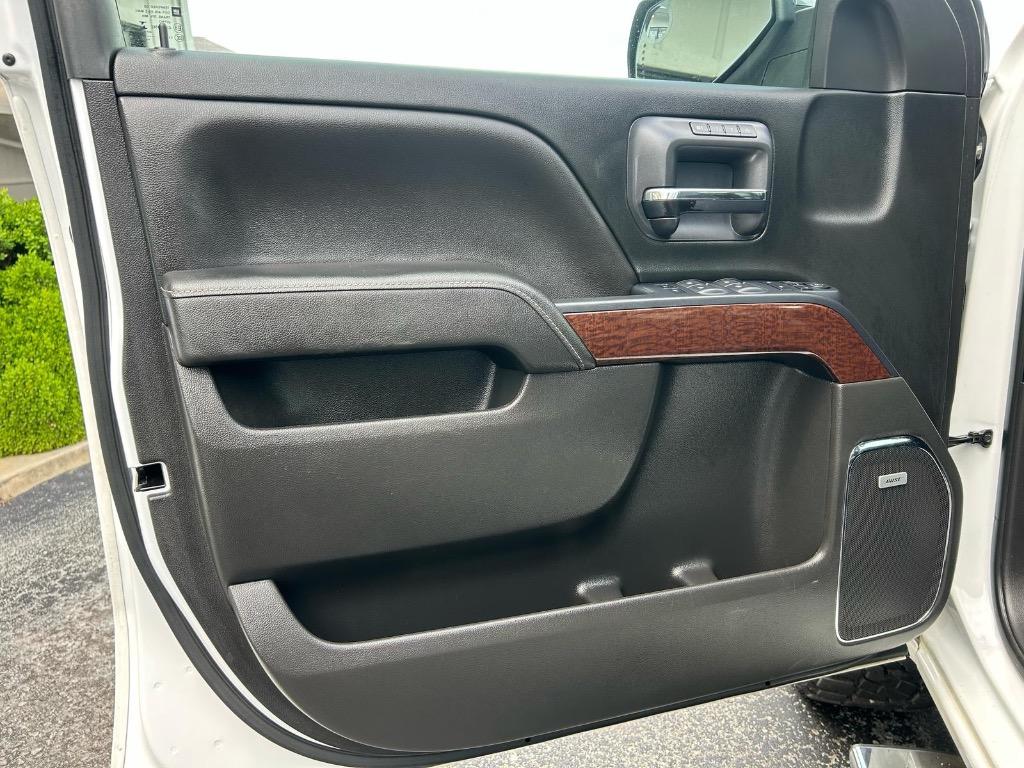 2018 GMC Sierra 1500 SLT photo