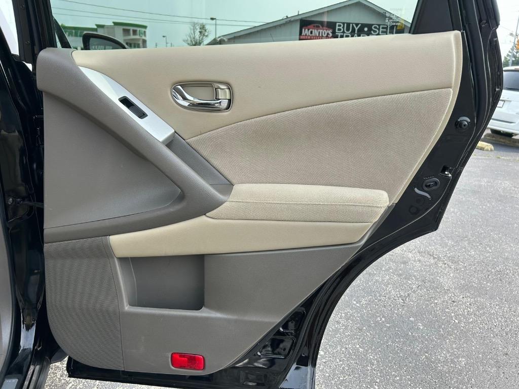 2013 Nissan Murano LE photo