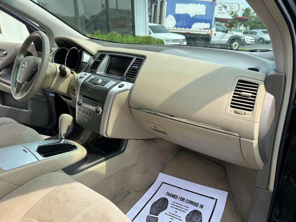 2013 Nissan Murano LE photo