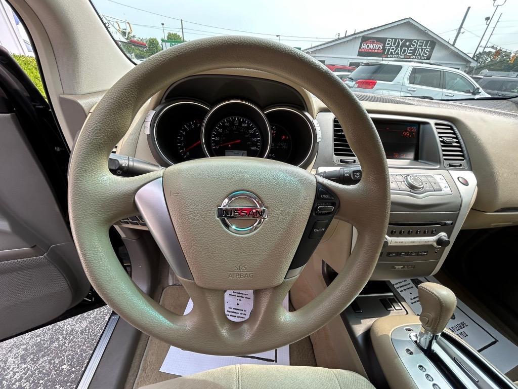 2013 Nissan Murano LE photo