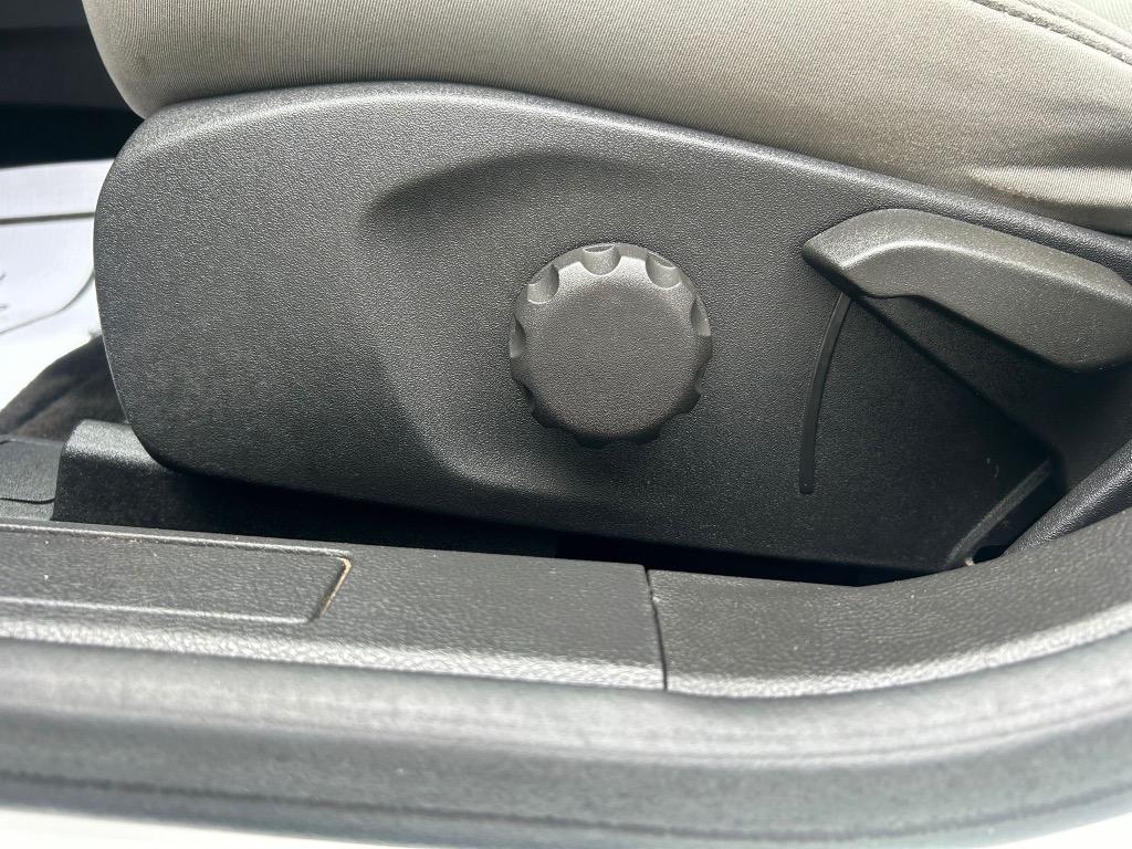 2014 Ford Fusion S photo