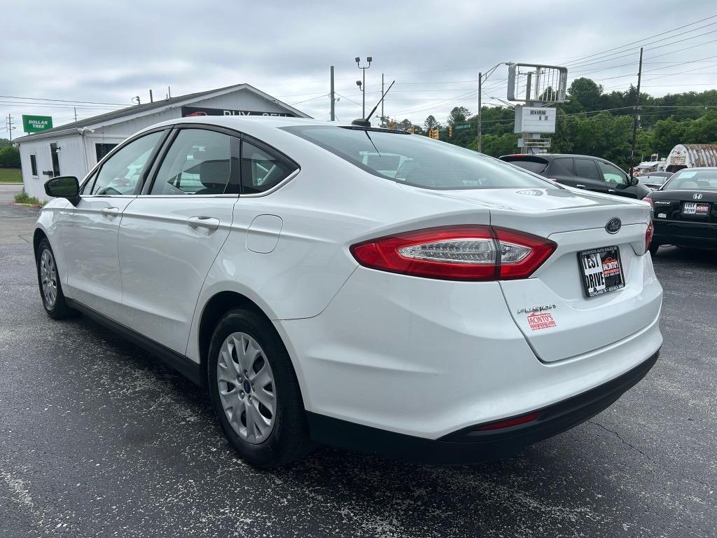 2014 Ford Fusion S photo