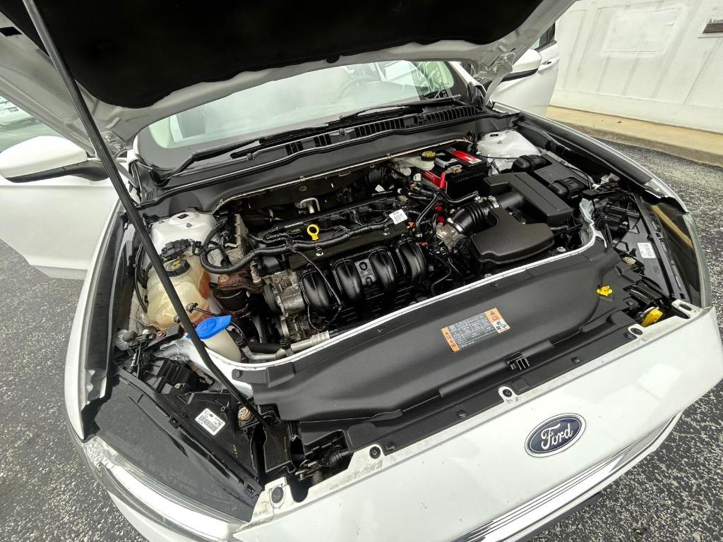 2014 Ford Fusion S photo