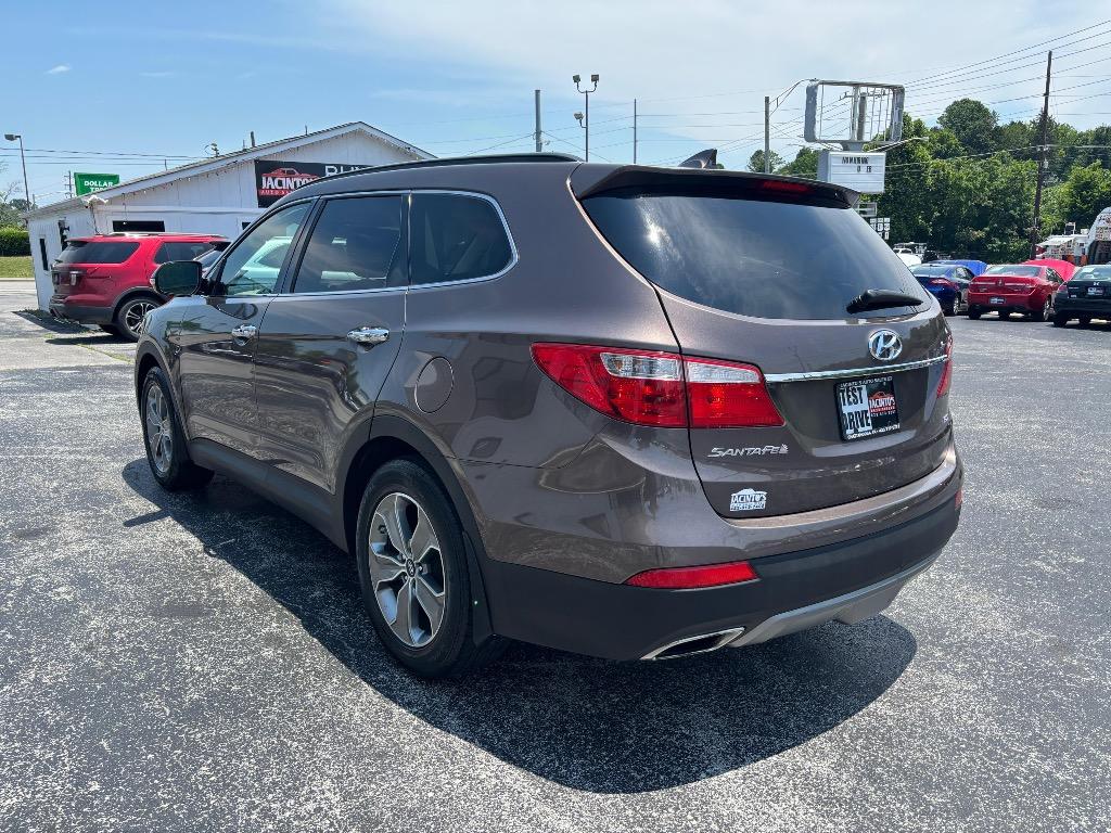 2014 Hyundai Santa Fe - $10,995