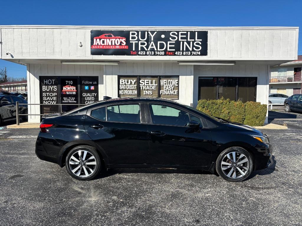 Black 2021 Nissan Versa SR FWD Sedan Front-Wheel Drive Automatic