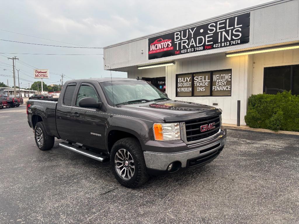 2011 GMC Sierra 1500 - $13,995