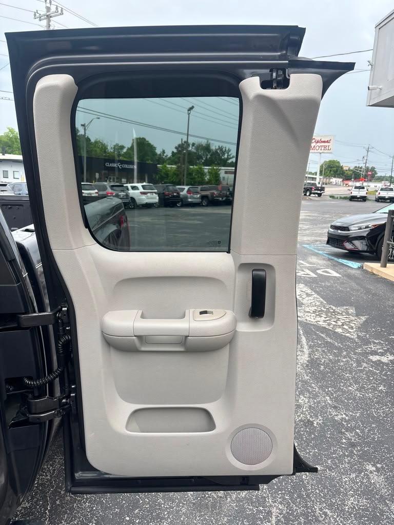 2011 GMC Sierra 1500 - $13,995