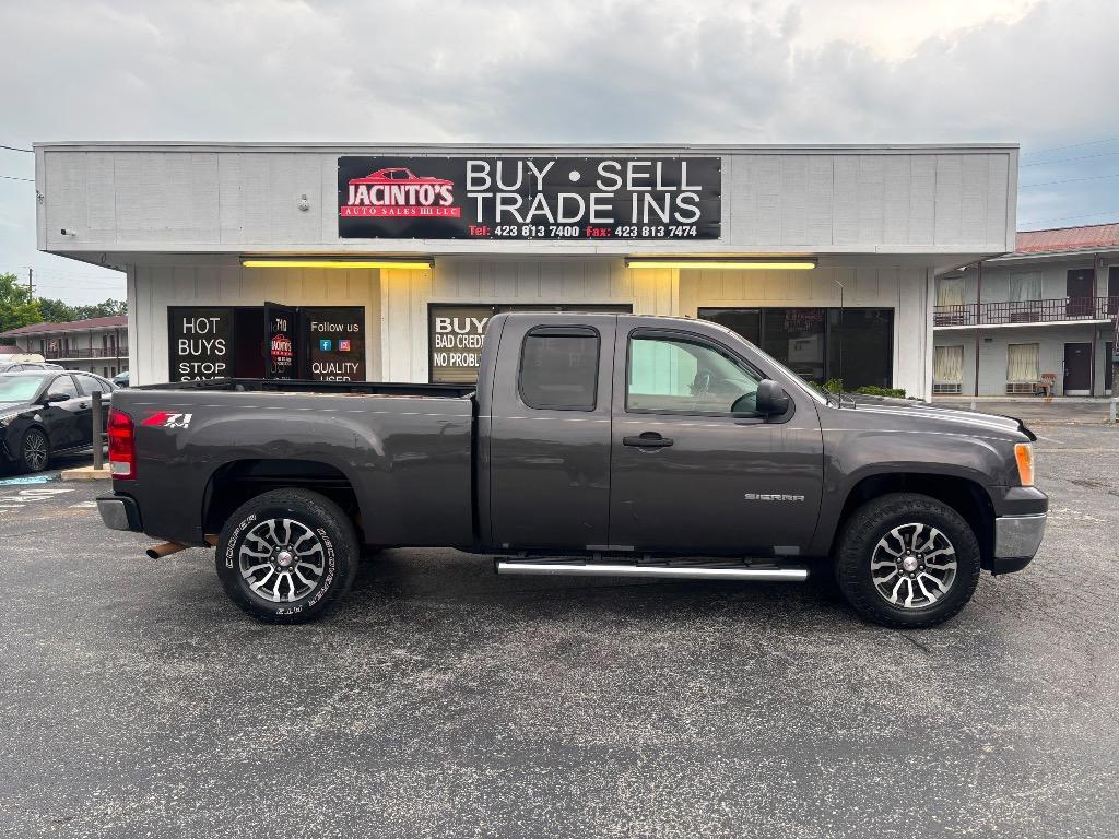 2011 GMC Sierra 1500 - $13,995