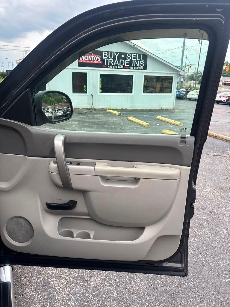 2011 GMC Sierra 1500 - $13,995