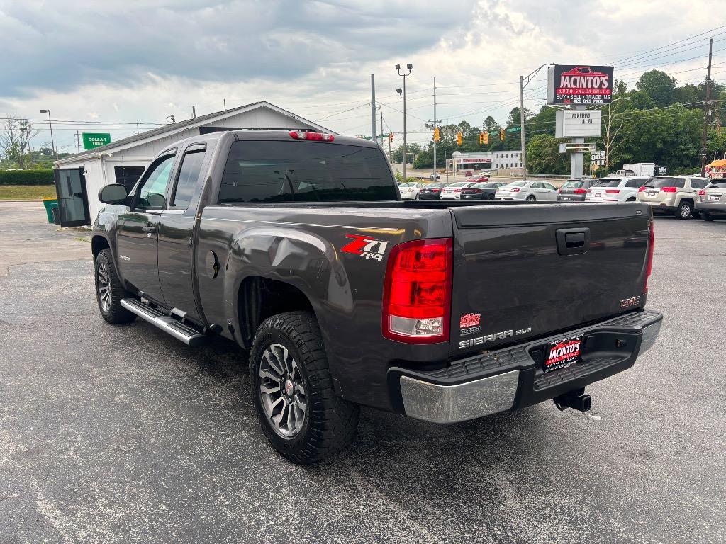 2011 GMC Sierra 1500 - $13,995