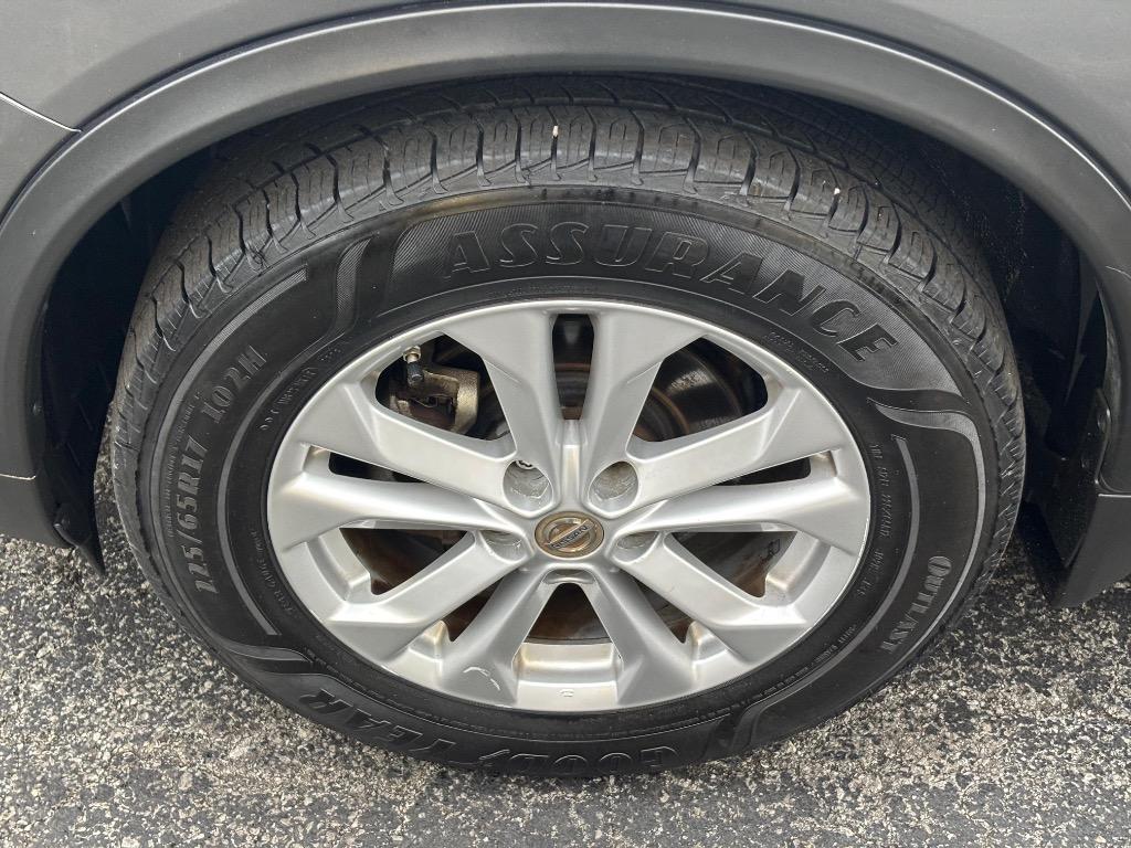 2015 Nissan Rogue - $7,995
