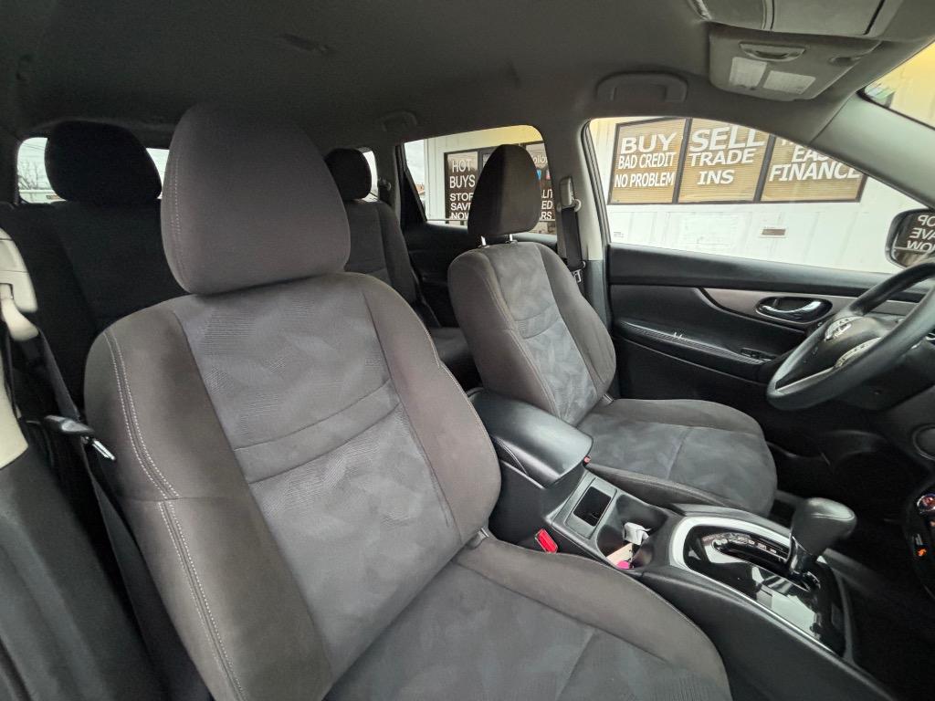 2015 Nissan Rogue - $7,995