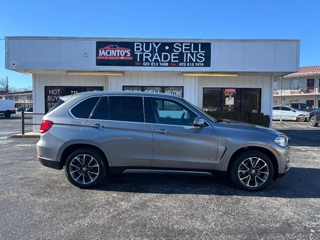 Gray 2017 BMW X5 sDrive35i RWD SUV / Crossover Rear-Wheel Drive Automatic