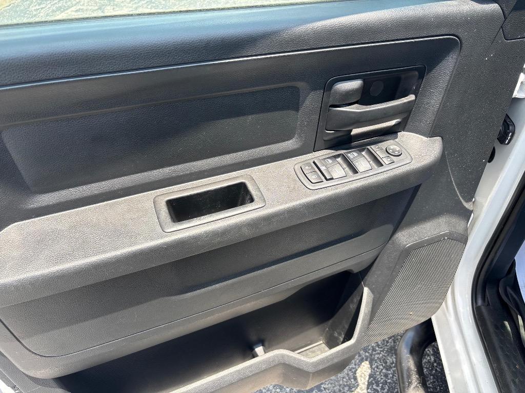 2017 Ram 1500 - $13,995