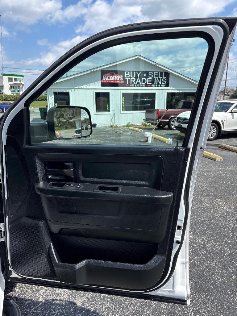 2018 Ram 1500 - $11,995