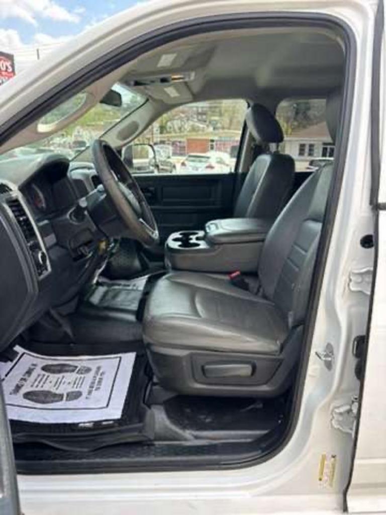 2018 Ram 1500 - $11,995