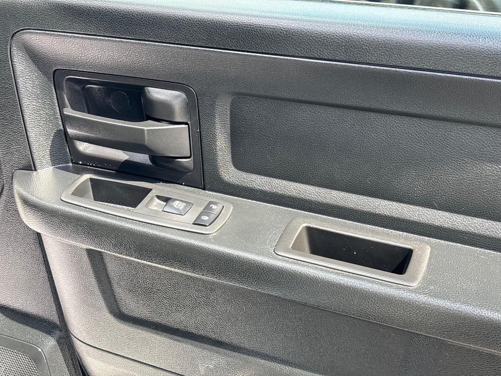 2018 Ram 1500 - $11,995
