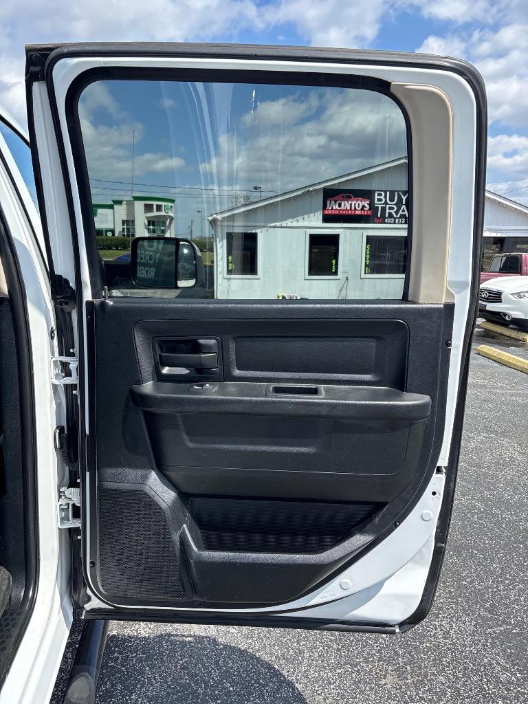 2018 Ram 1500 - $11,995